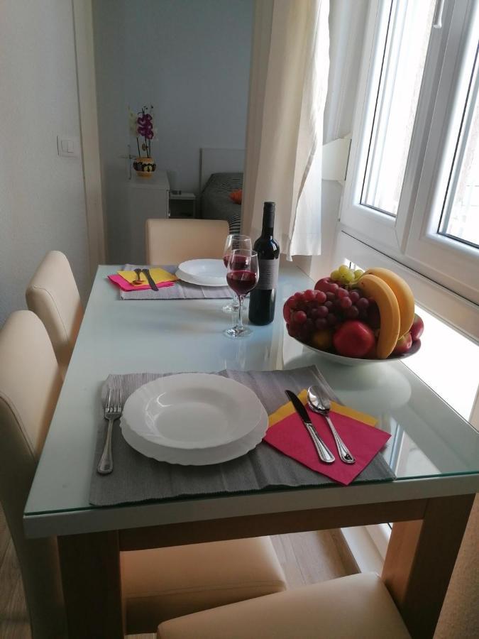 Apartman Petra Pula Exterior foto